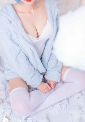 日韩三级免费观看